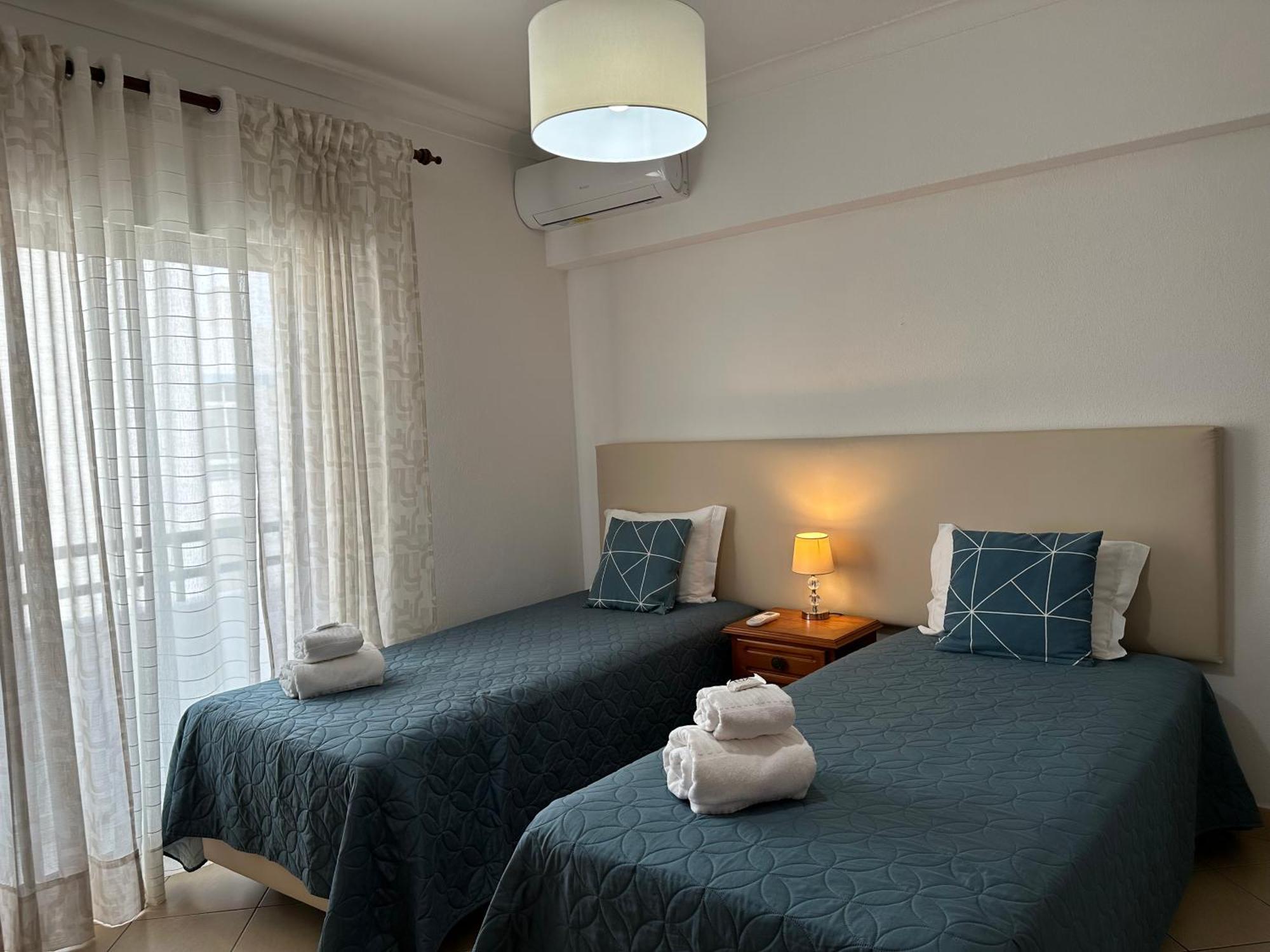 Apartamento Canaima Quarteira Bagian luar foto